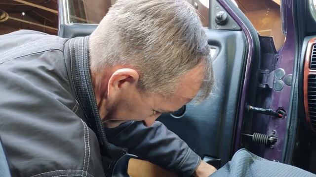 Ремонт центрального замка Волга ГАЗ 3110 смотреть онлайн