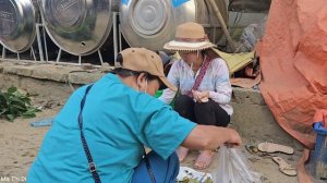 Harvesting Litchi Fruit Garden goes to the market sell - Build A New Life - Ma Thi Di