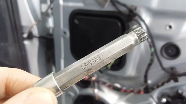 Как снять зеркало Шкода Октавия смотреть онлайн