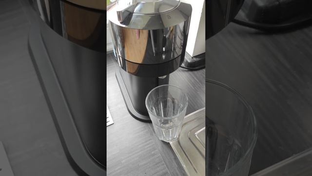 Spülung/Reinigung der Nespresso Vertuo смотреть онлайн