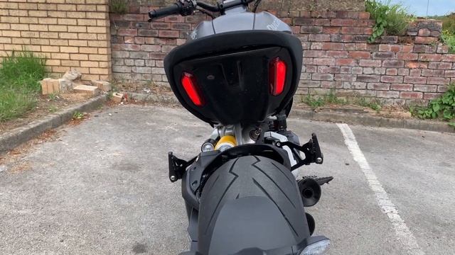 Осмотр Ducati Diavel, 2019 смотреть онлайн