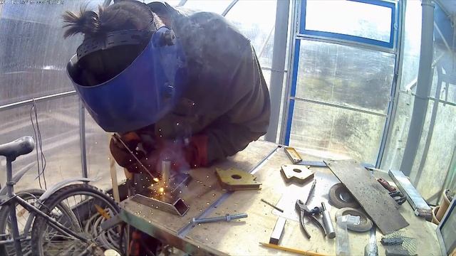 Станок для изготовления фидерных кормушек своими руками. смотреть онлайн