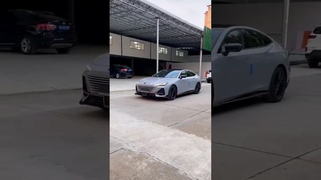 Changan UNI-V / Black Pixel смотреть онлайн