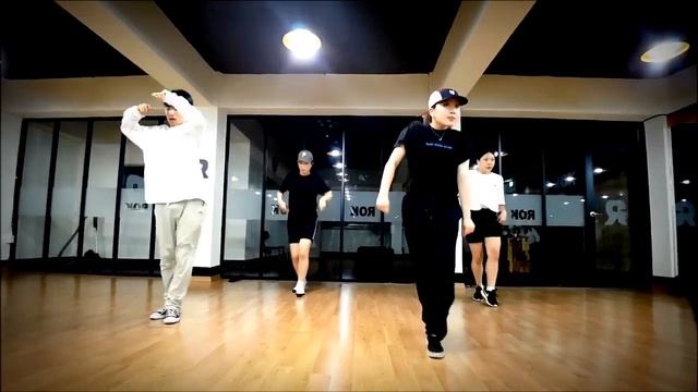 Earth, Wind & Fire - Let`s Groove / Molyy Choreography / ROKDANCE ACADEMY смотреть онлайн