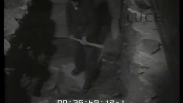 Bergamo: scoperta la tomba del Colleoni. смотреть онлайн