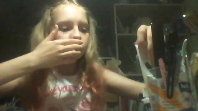 Дочь маминой подруги накрасит тебя в её собственном салоне красоты. АСМР. смотреть онлайн