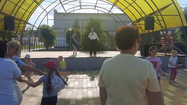 "Букет из белых роз" - Евгений и Людмила Астафьевы. смотреть онлайн
