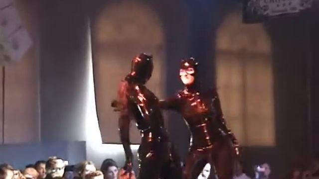 Питер2004 - Фестиваль Татуировки смотреть онлайн