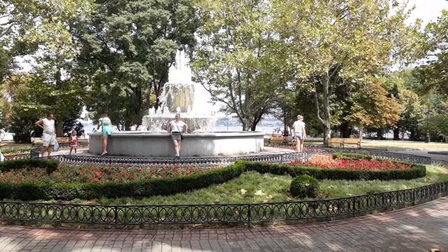 Фонтан на Приморском бульваре,Севастополь смотреть онлайн