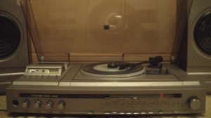 Сентябрь. Вот опять сентябрь подпалил листву...