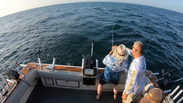 Doubled Up on Chinook Salmon Fishing Lake Ontario - DR3/DD3 смотреть онлайн