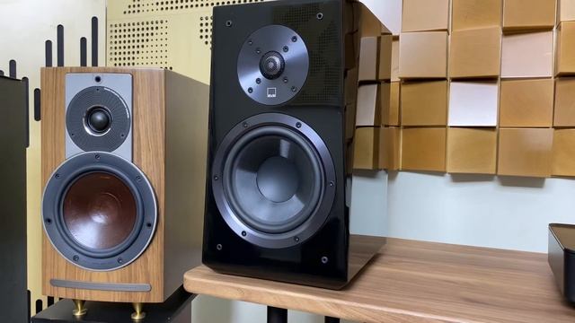 SVS Ultra Bookshelf - A Pair Of Speakers You Have To Consider Within 1200-1300$
