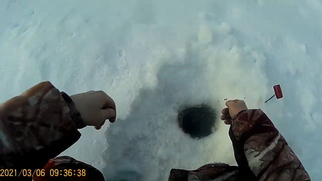 Рыбалка на жерлицы и вертолёт .2021. смотреть онлайн