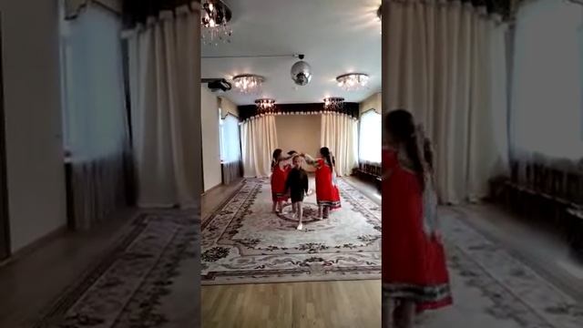 ГБОУ Школа №2094 "Катюша" смотреть онлайн