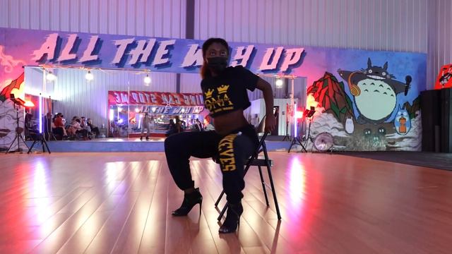 "ERICA BANKS - TOOT THAT" CHAIR DANCE - All The Way Up Hip Hop Dance Studio смотреть онлайн