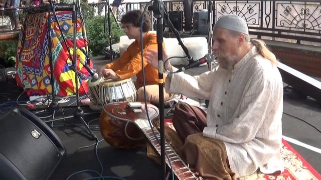 Фестиваль «Мистическая Индия» в СПБ. РАГА МЕГХ. С. ГАСАНОВ-ВОКАЛ. Ю. ЛЕБЕДЕВ-ТАБЛА смотреть онлайн