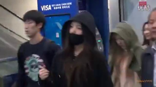 151102 Red Velvet at PEK Beijing Airpot by unicorn смотреть онлайн
