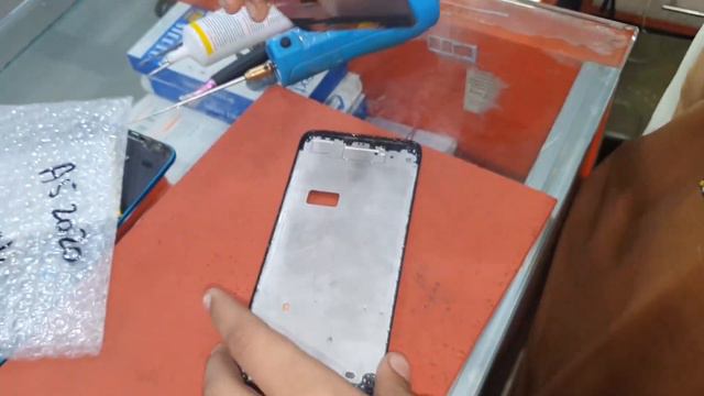 Замена экрана Realme 5 & 5i Broken Screen Replacement How To Replace Broken Screen смотреть онлайн