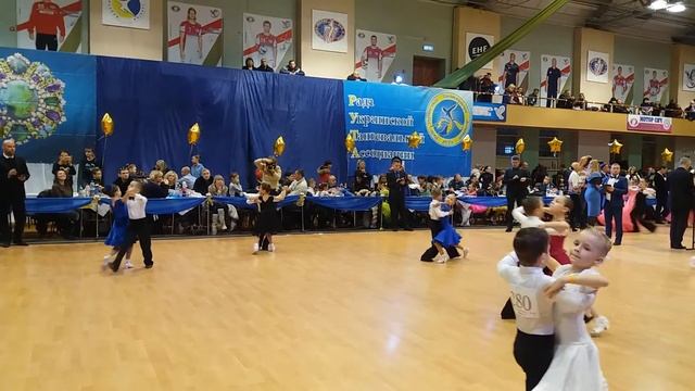 Вальс, Осенняя мозаика 2016 - 1 место 20.11.2016 смотреть онлайн