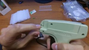 Игольчатый пистолет для бирок из Китая, Этикет пистолет