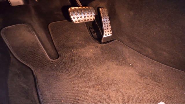 Where Is The ODB 2 Socket Of Mercedes GLK Off-roader ( 2008 – 2011 ) | Find ODB 2 Socket