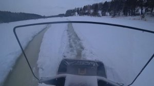 Мотобуксировщик Ураган Тайга. Проходимость по наледи! Смотрите до конца.