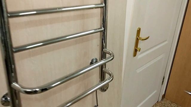 Полотенцесушитель электрический скоба прямая с полкой Акванерж смотреть онлайн