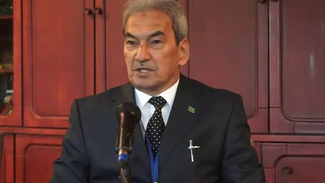 Главный внештатный офтальмолог Минздрава Туркменистана д.м.н. профессор Каранов К.С. смотреть онлайн