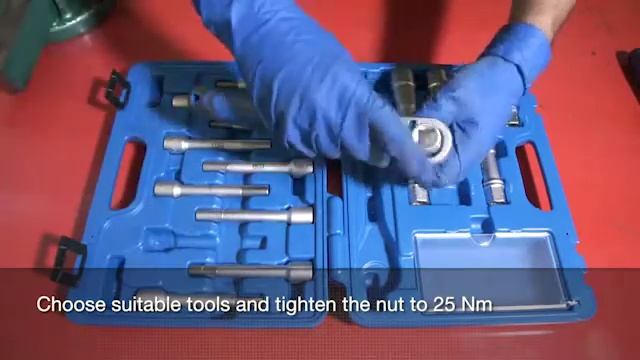 How to replace Rear Shock Absorbers - Audi Q3 смотреть онлайн