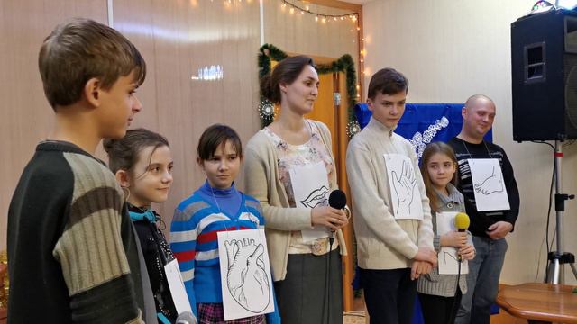 Дети ВШ и Молодежь ЕХБ г. Берёза показали сценку "Тело" смотреть онлайн