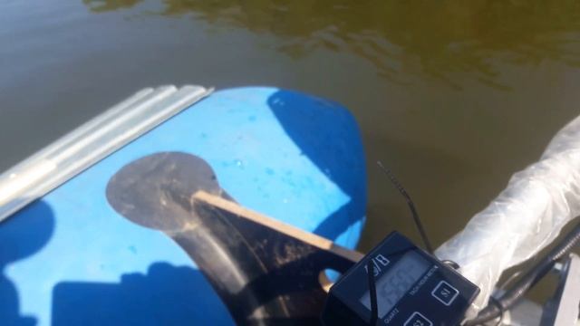 Тахометр и лодочный мотор Carver MHT-3.8S. Газонокосильщик на воде)))