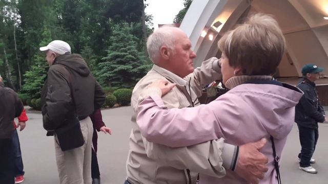 Я ДЛЯ ТЕБЯ ОДНОЙ ЖИВУ ЛЮБОВЬ МОЯ! ХАРЬКОВ МИРНЫЙ ТАНЦЫ В ПАРКЕ ГОРЬКОГО смотреть онлайн
