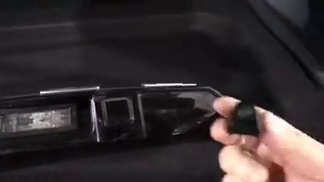 Установка камеры заднего вида для Рено Дастер в штатное место смотреть онлайн