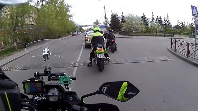 Заруба Honda CBR600RR и kawasaki zzr 1100 (ч 2) смотреть онлайн