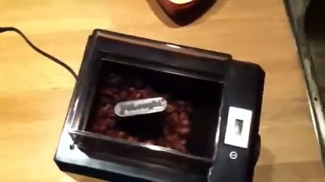 Máy pha cà phê Delonghi Coffee Grinder KG79 смотреть онлайн