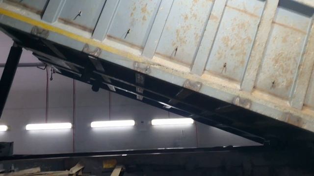 Scania замена . ремонт. изготовление восстановление днища совка итд смотреть онлайн
