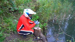 ПАПА или ТИША?Tisha and DADY ride  motorcycles and stuck in the ground.