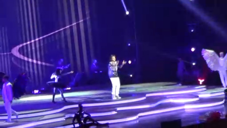 Филипп Киркоров "Я за тебя умру", ....... "Жизнь полюбит нас". Москва 26.04.2017. №12 смотреть онлайн