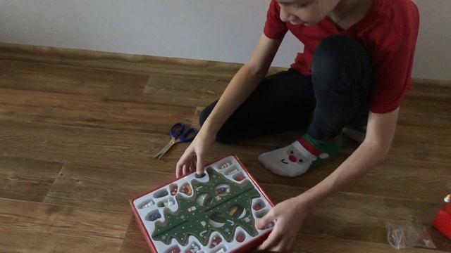 Распаковка Новогодних Игрушек смотреть онлайн