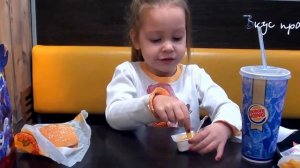 АКЦИЯ в Бургер Кинг  Новые игрушки КУКЛЫ в Бургер Кинг Джуниор обед