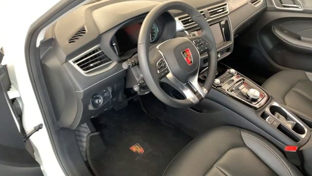 Roewe Ei5 Fully Electric Car смотреть онлайн