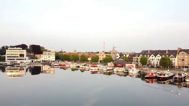 AMAZING VIEW IN TURNHOUT смотреть онлайн