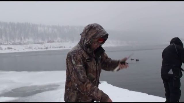 Зимняя рыбалка на реке Уфа смотреть онлайн