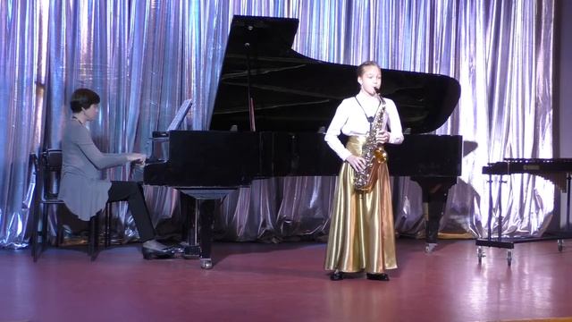 Rondo alla Turca - Mozart. Исполняет Сафронова Эльвира 12 лет (саксофон) смотреть онлайн