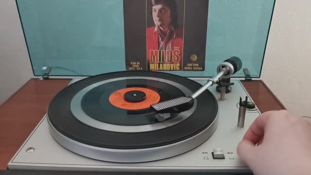 Miloš Milaković - Sad Tiho Svira Gitara Milena(audio 1975)
