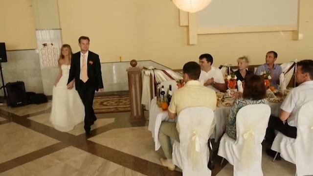 Свадебный вечер начинается со свадебного каравая смотреть онлайн