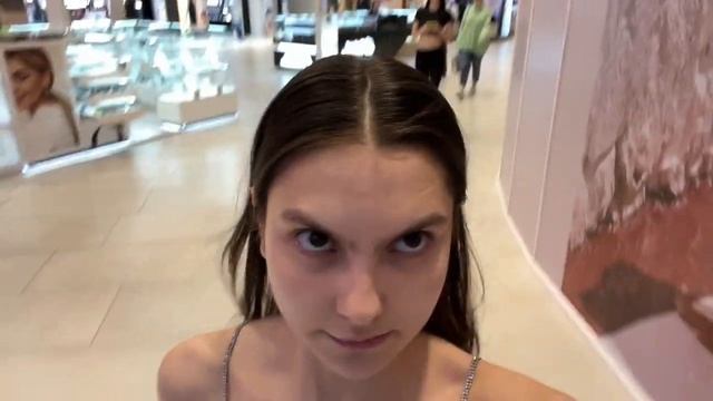 FASHION WEEK ГЛАЗАМИ МОДЕЛИ смотреть онлайн