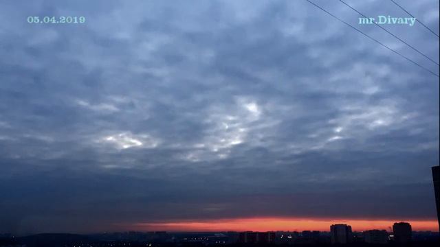 05.04.2019 небеса - закат в Москве от mr.Divary.movie смотреть онлайн