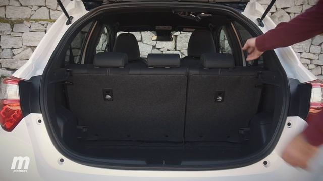 Toyota Yaris 2019 GR-Sport | Prueba / Testdrive / Review en español | Utilitario Híbrido смотреть онлайн