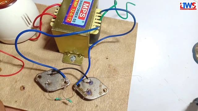 200 watt invertor | invertor kaise banaye | 12volt to 220volt invertor | 2N3055 invertor |by sandee смотреть онлайн